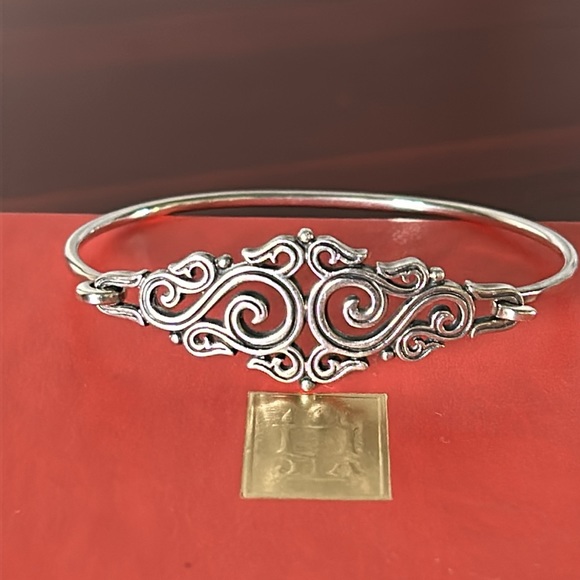 Retired James Avery Sorrento Hook On Bracelet Bangle - Picture 6 of 12